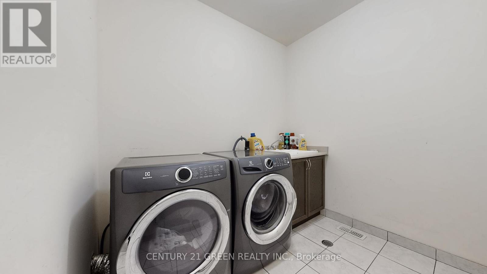 30 Canary Close, Brampton (Credit Valley), Ontario  L6X 5L1 - Photo 34 - W12339379