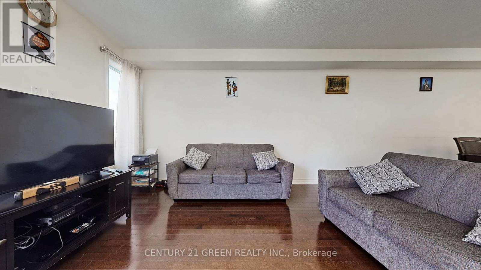 30 Canary Close, Brampton (Credit Valley), Ontario  L6X 5L1 - Photo 8 - W12339379