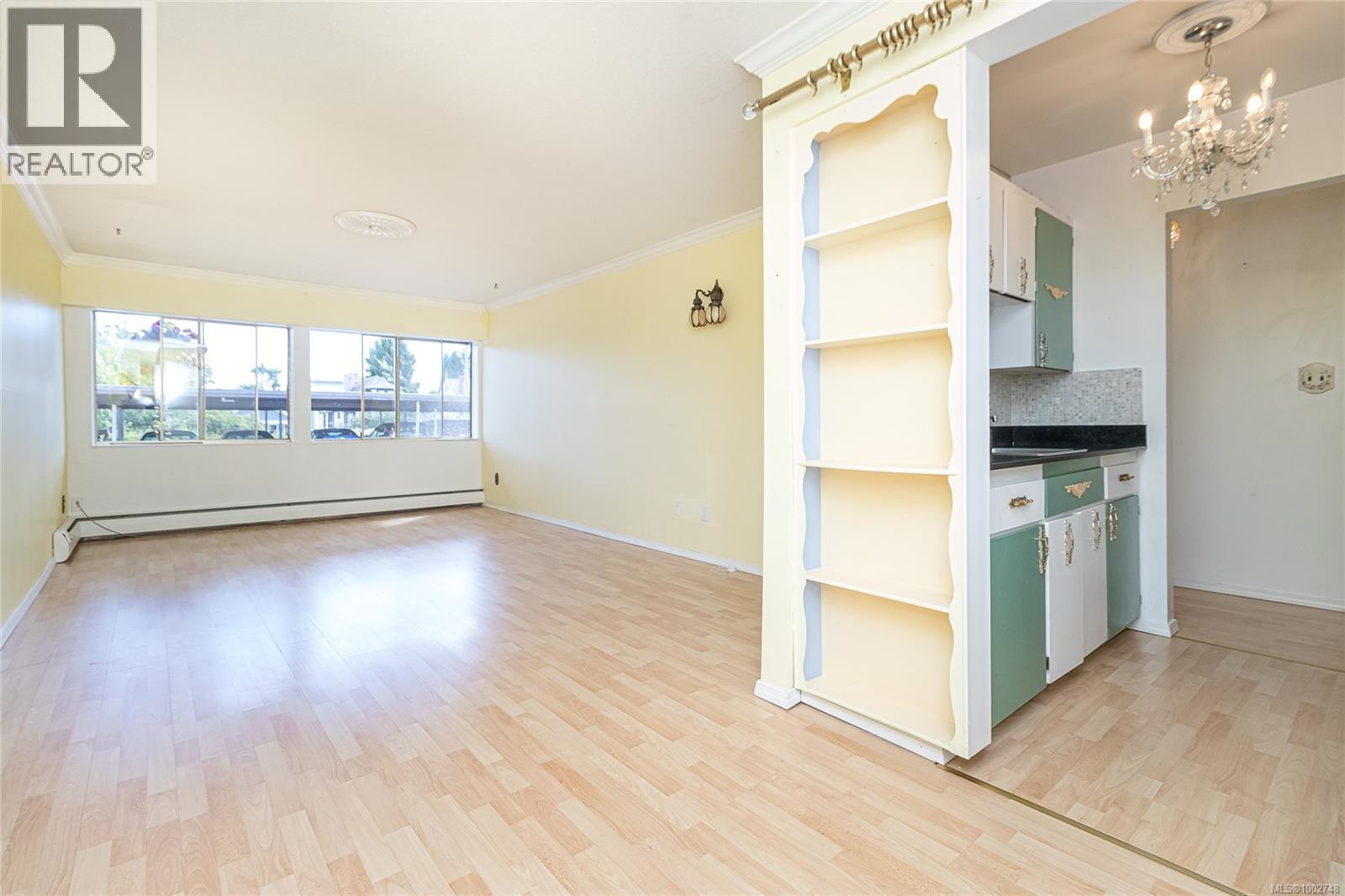 118 964 Heywood Ave, Victoria, British Columbia  V8V 2Y5 - Photo 6 - 1002748