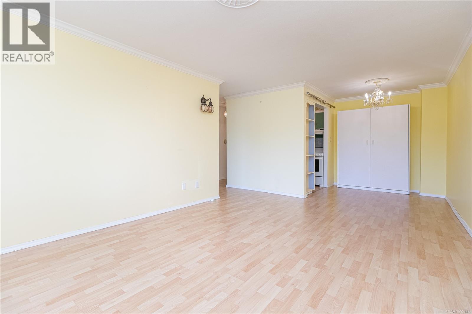 118 964 Heywood Ave, Victoria, British Columbia  V8V 2Y5 - Photo 4 - 1002748