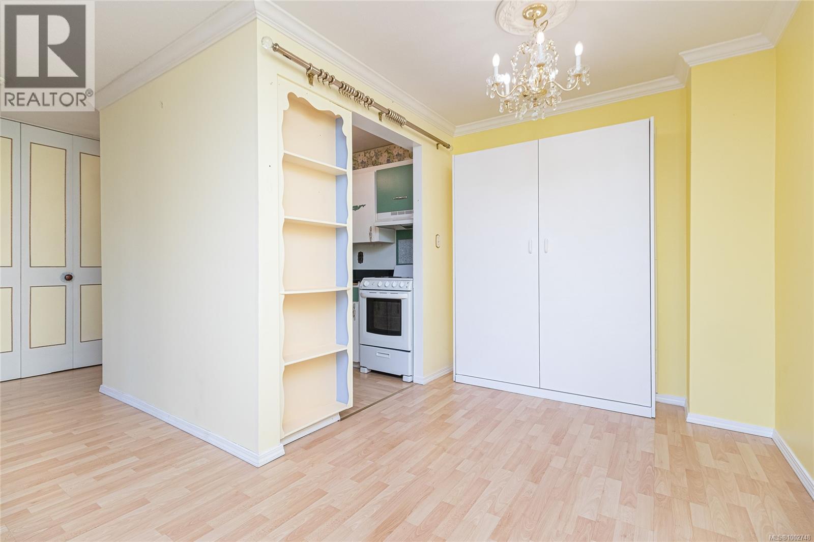118 964 Heywood Ave, Victoria, British Columbia  V8V 2Y5 - Photo 5 - 1002748