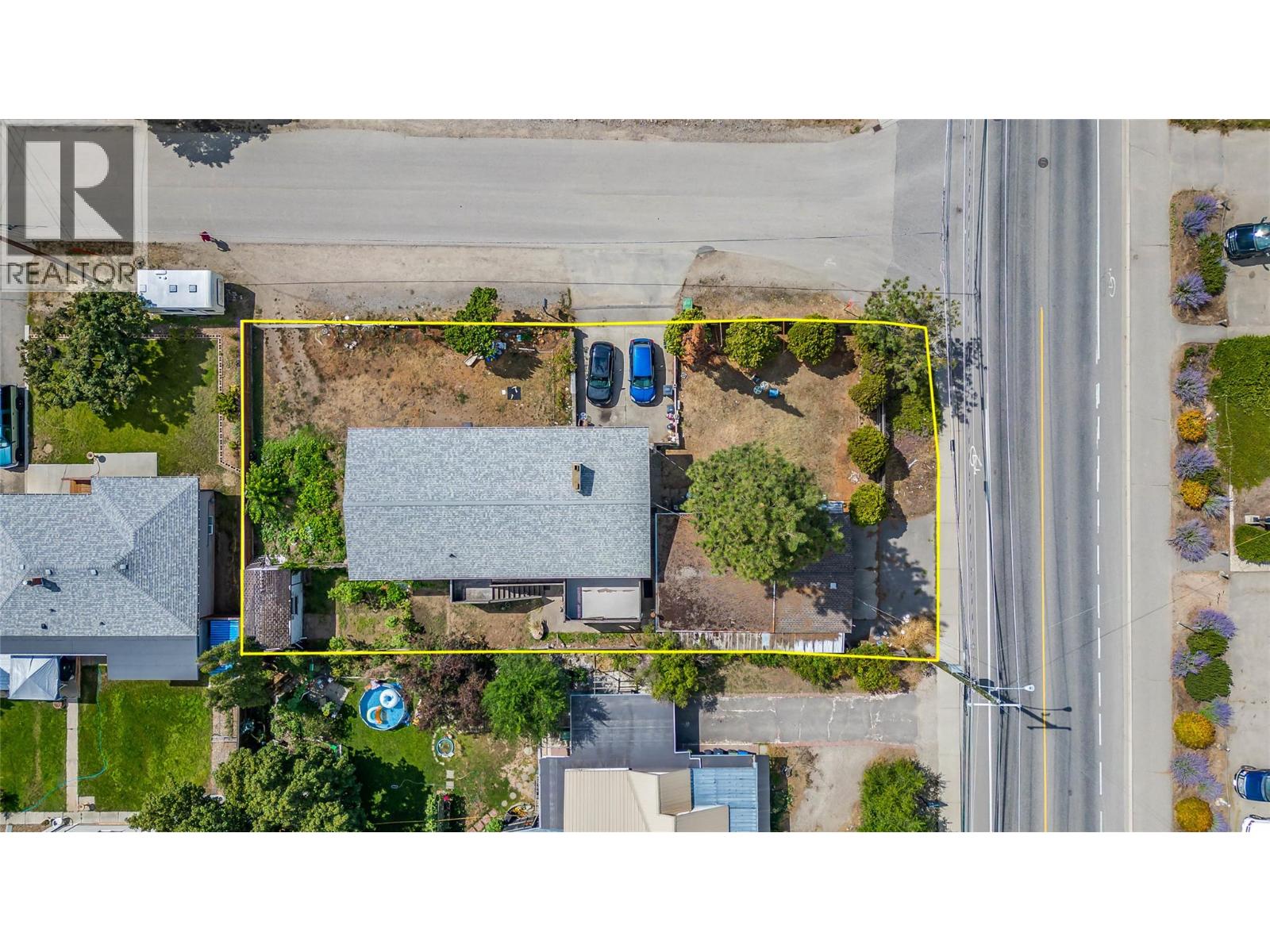 Property at 545 Froelich Road image 4