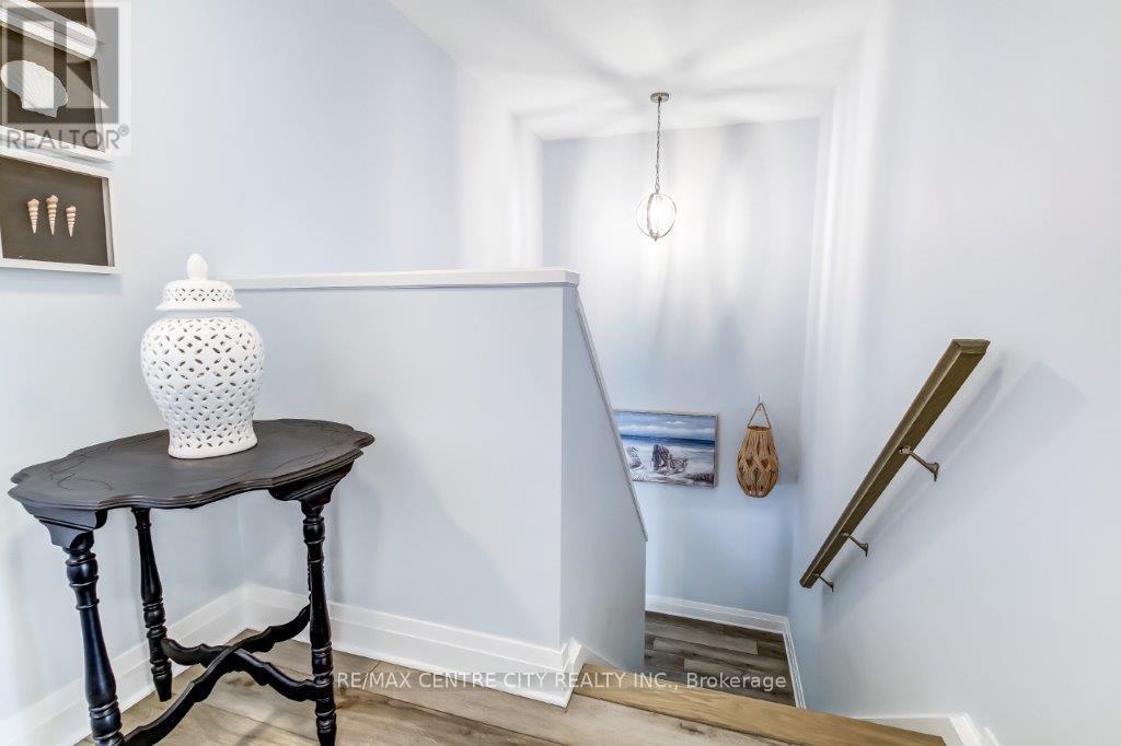 416 Breakwater Boulevard, Central Elgin, Ontario  N5L 0B5 - Photo 18 - X12339635