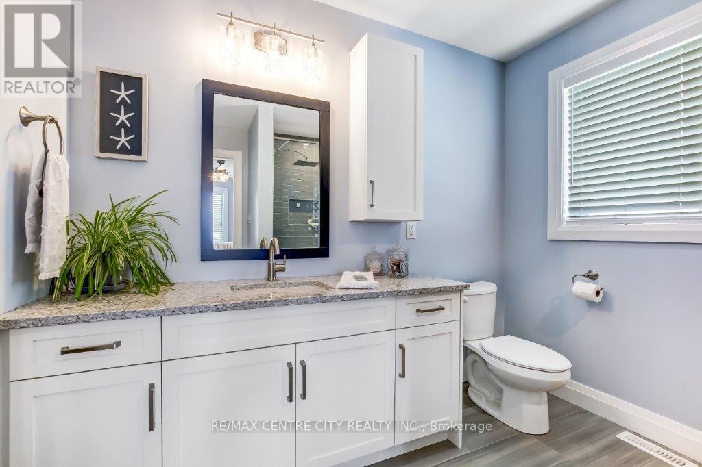416 Breakwater Boulevard, Central Elgin, Ontario  N5L 0B5 - Photo 23 - X12339635