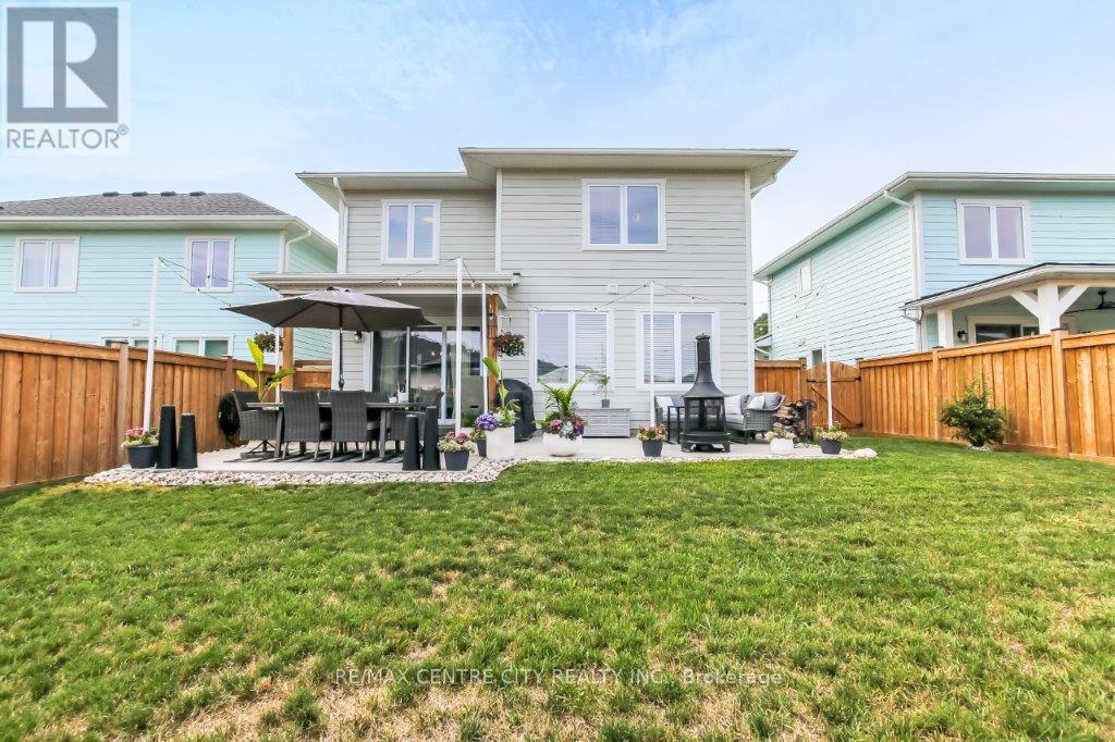 416 Breakwater Boulevard, Central Elgin, Ontario  N5L 0B5 - Photo 34 - X12339635
