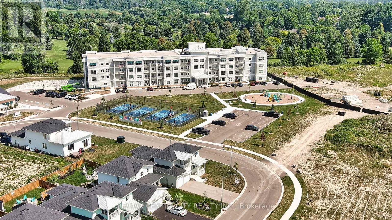 416 Breakwater Boulevard, Central Elgin, Ontario  N5L 0B5 - Photo 38 - X12339635