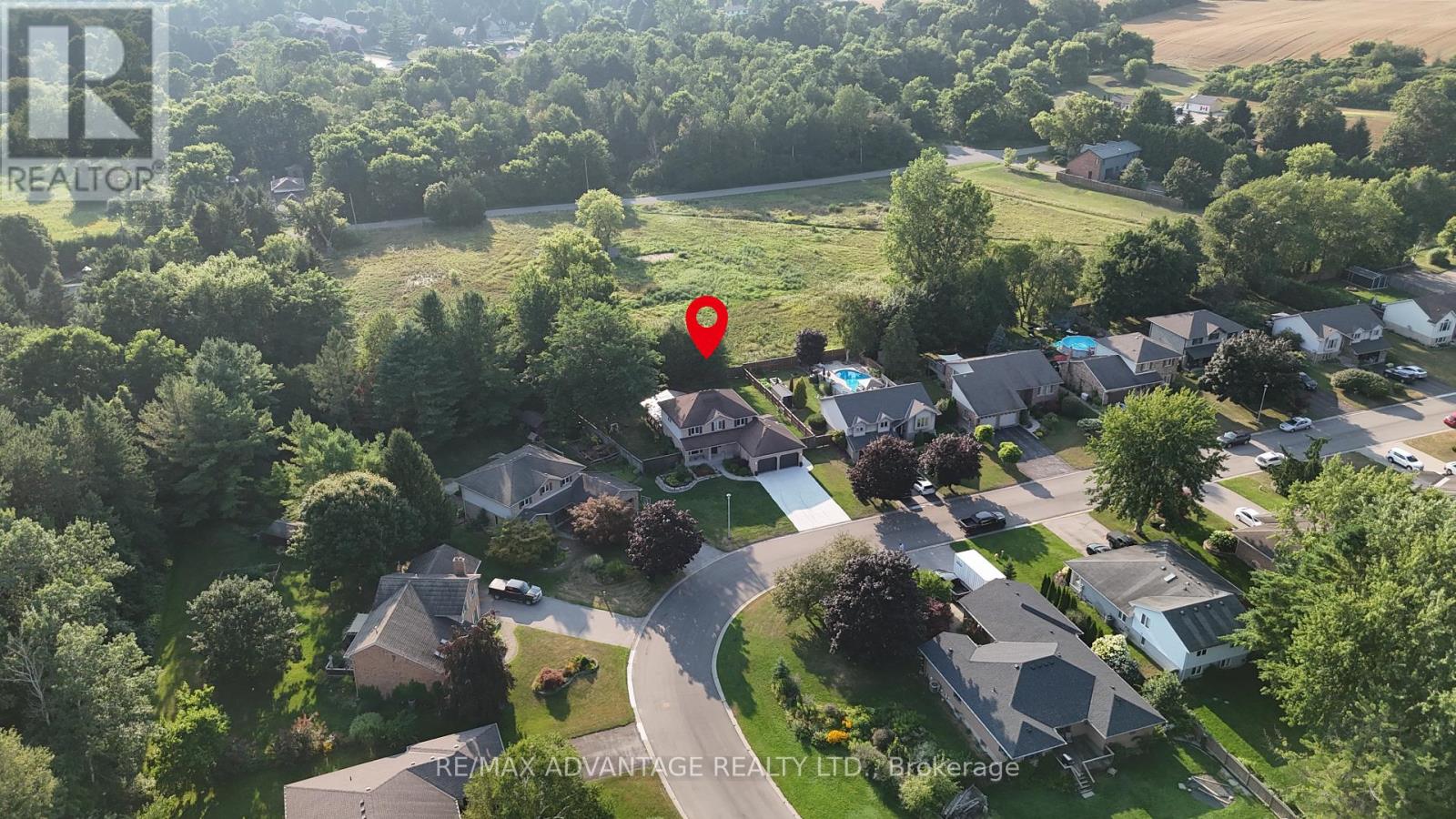 21 Village Gate Crescent, Thames Centre, Ontario  N0L 1G3 - Photo 41 - X12339675