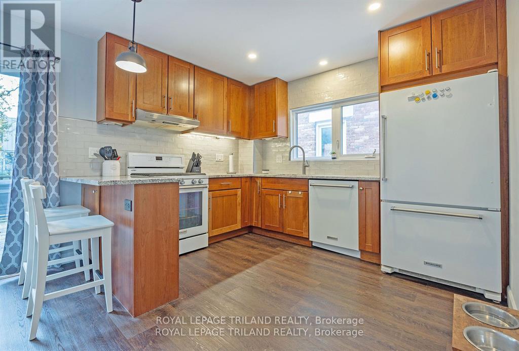 587 Rosedale Street, London East (East F), Ontario  N6B 2C7 - Photo 11 - X12339692