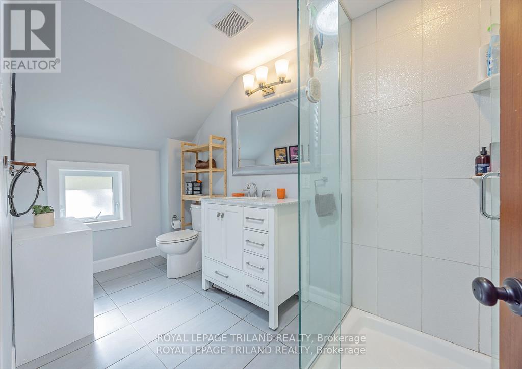 587 Rosedale Street, London East (East F), Ontario  N6B 2C7 - Photo 21 - X12339692