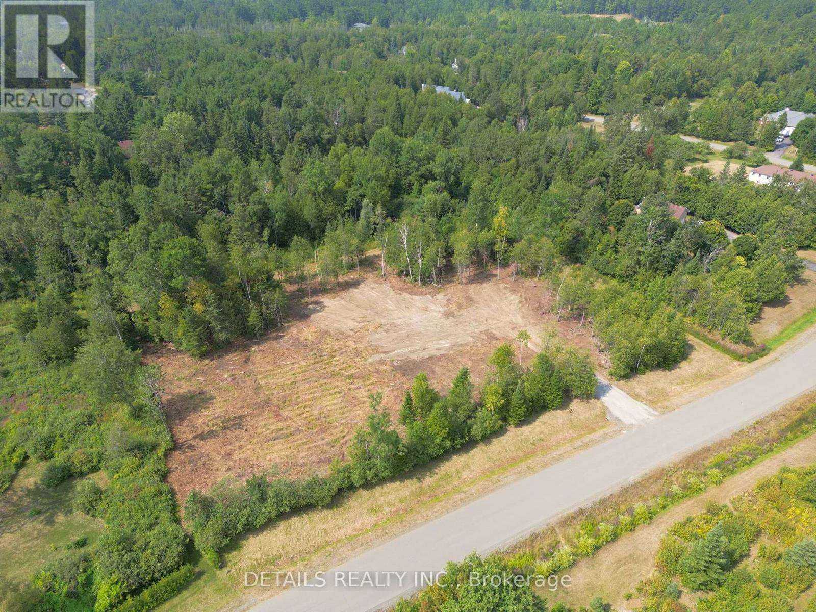 127 Gentry Road, Ottawa, Ontario  K0A 1L0 - Photo 4 - X12339668