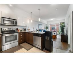 322 13728 108 AVENUE, Surrey, British Columbia