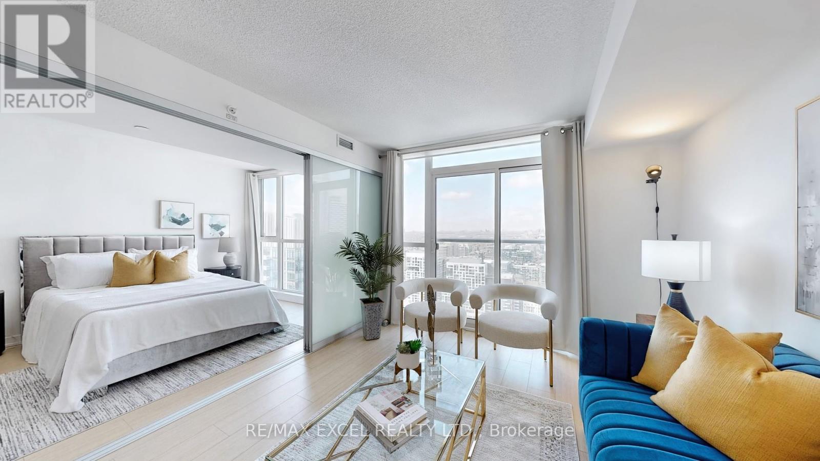 3911 - 85 Queens Wharf Road, Toronto, Ontario  M5V 0J9 - Photo 2 - C12339488