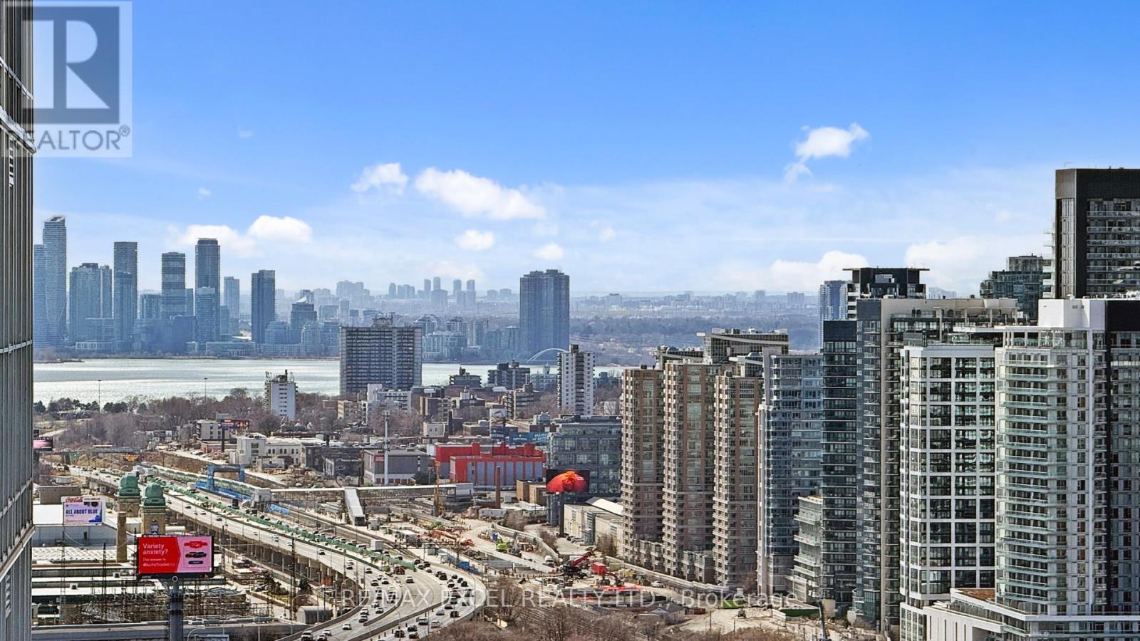 3911 - 85 Queens Wharf Road, Toronto, Ontario  M5V 0J9 - Photo 25 - C12339488