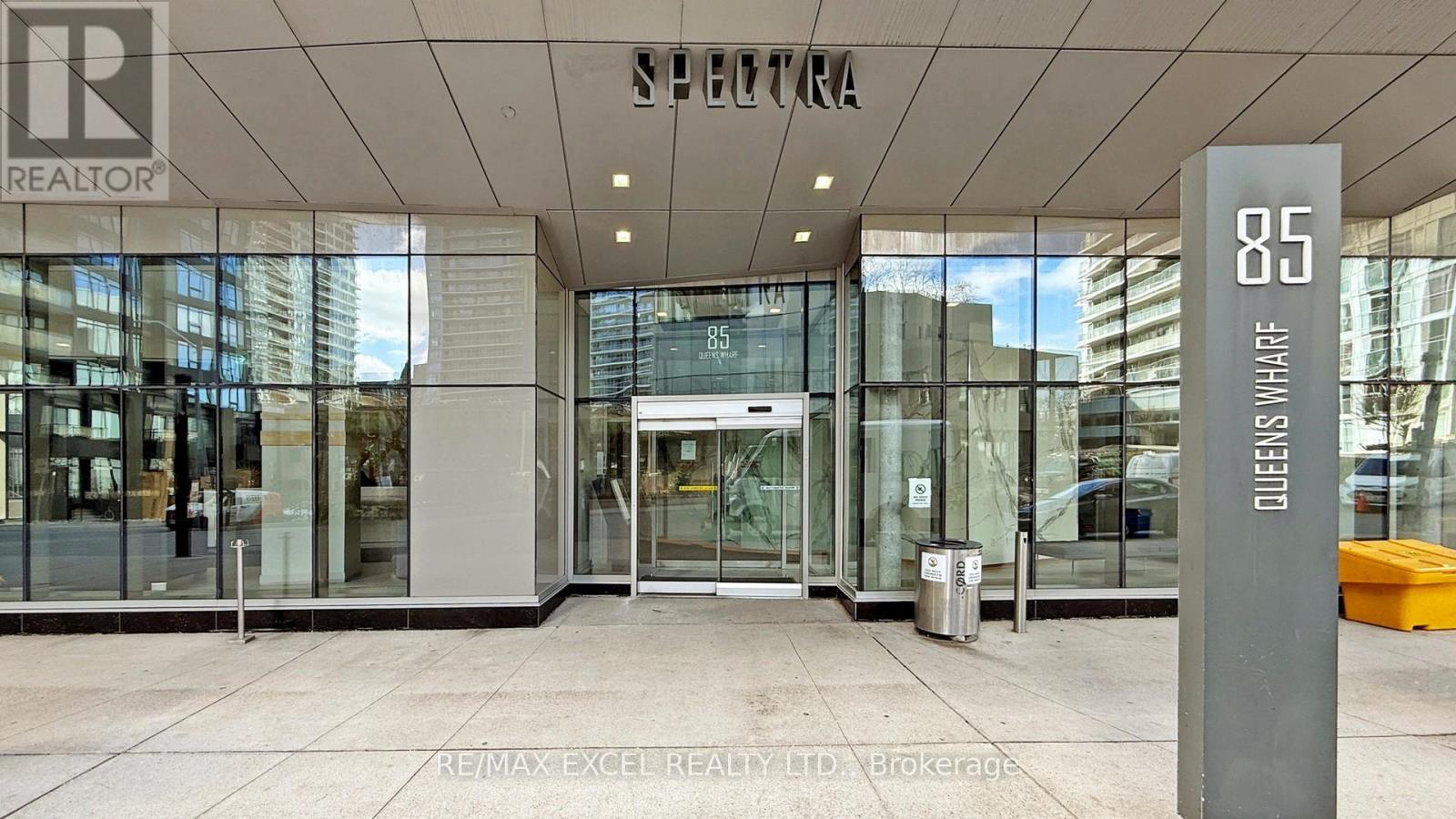 3911 - 85 Queens Wharf Road, Toronto, Ontario  M5V 0J9 - Photo 31 - C12339488
