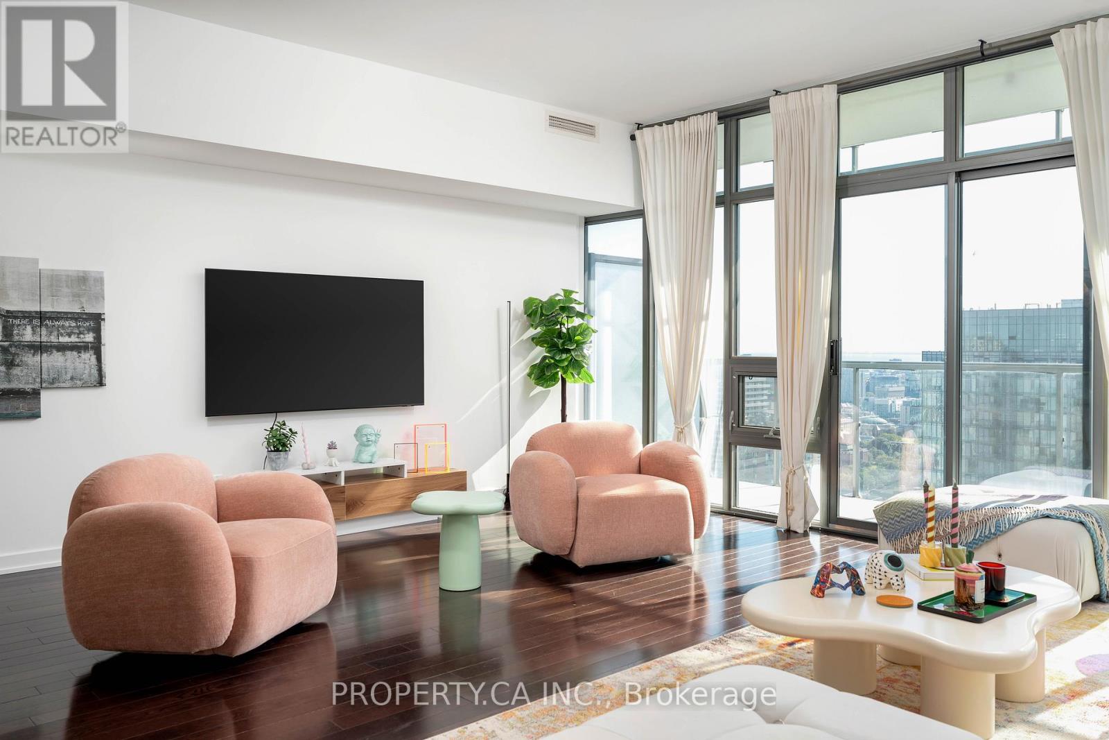 3606 - 33 Charles Street E, Toronto, Ontario  M4Y 0A2 - Photo 13 - C12339556