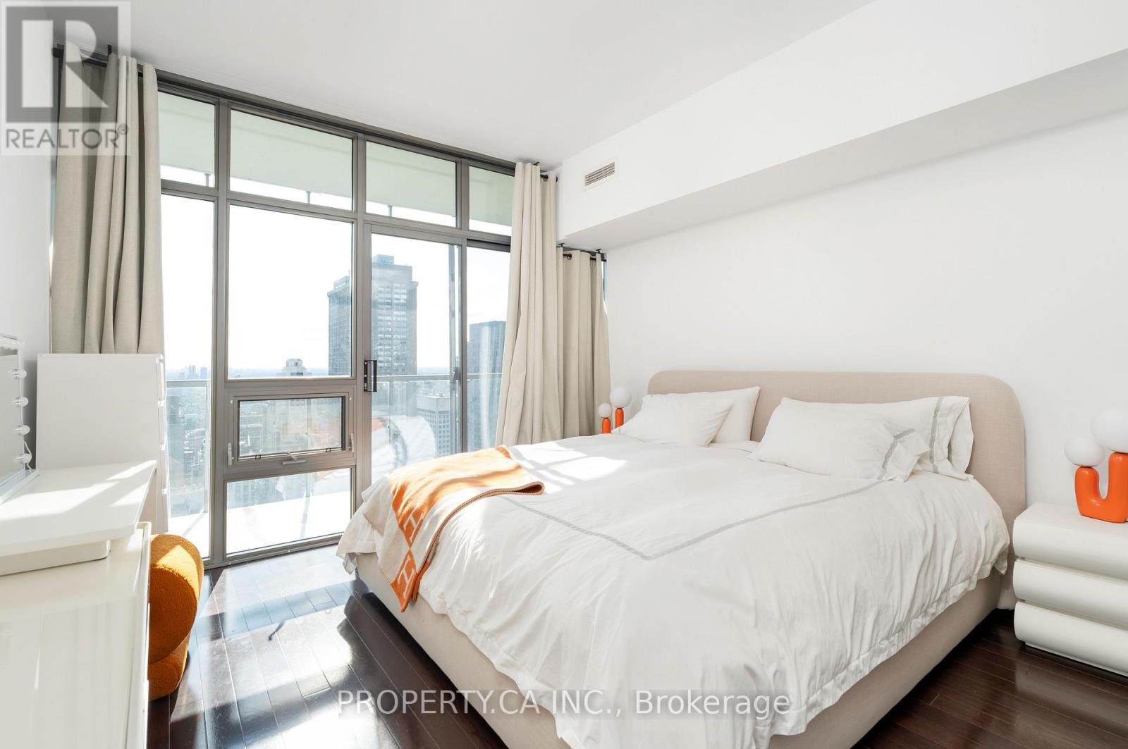 3606 - 33 Charles Street E, Toronto, Ontario  M4Y 0A2 - Photo 20 - C12339556