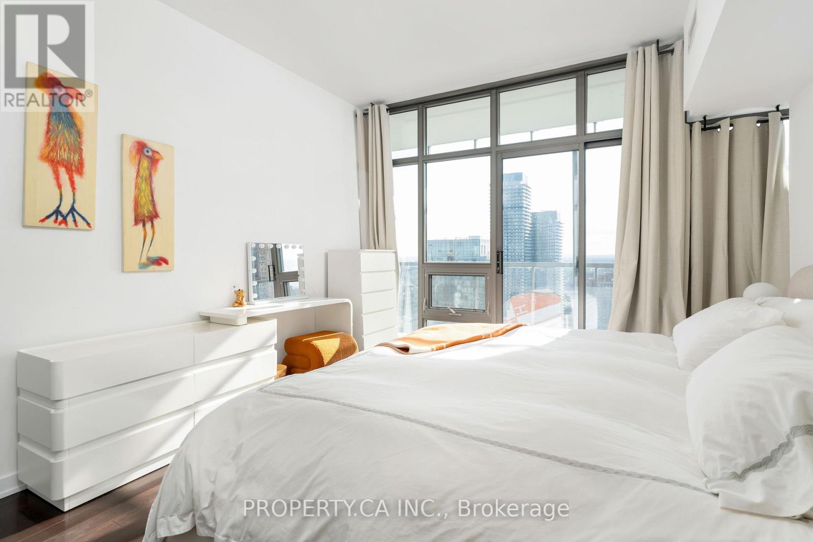 3606 - 33 Charles Street E, Toronto, Ontario  M4Y 0A2 - Photo 22 - C12339556