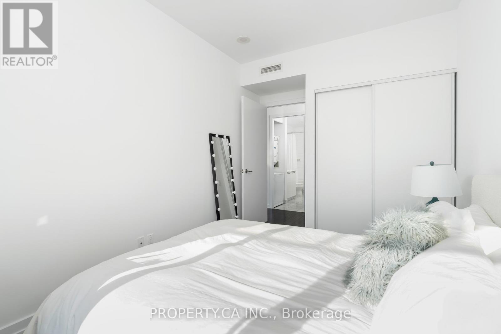 3606 - 33 Charles Street E, Toronto, Ontario  M4Y 0A2 - Photo 25 - C12339556