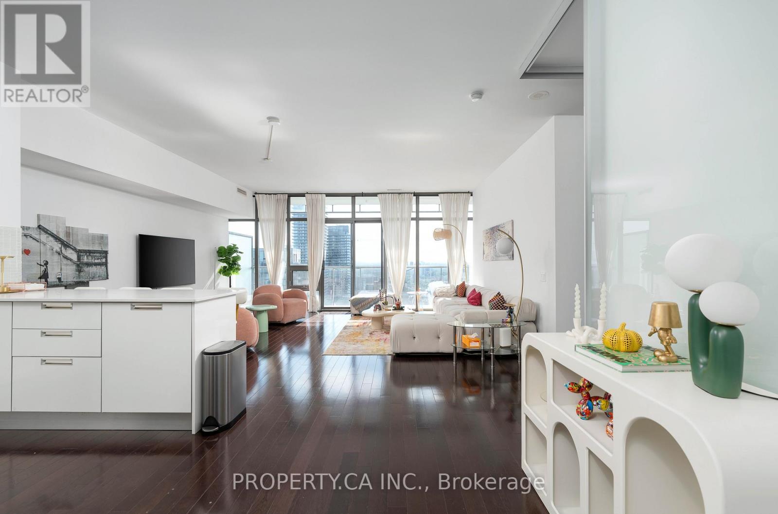 3606 - 33 Charles Street E, Toronto, Ontario  M4Y 0A2 - Photo 7 - C12339556