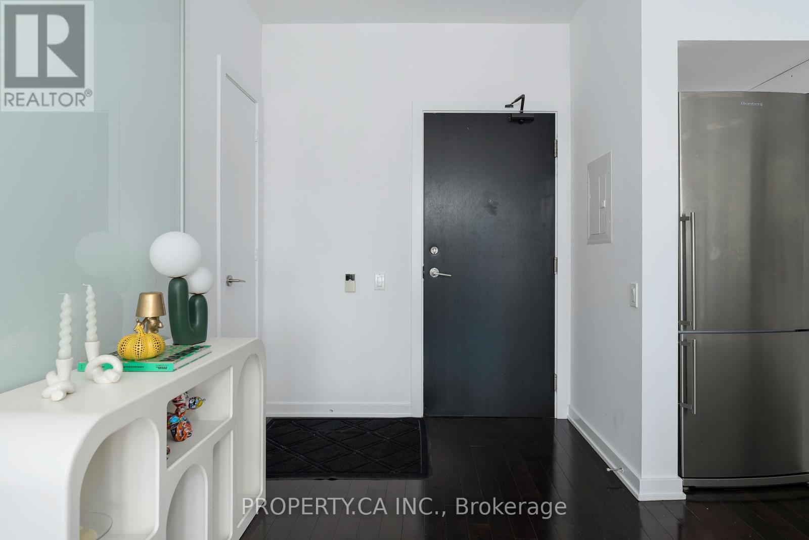 3606 - 33 Charles Street E, Toronto, Ontario  M4Y 0A2 - Photo 8 - C12339556