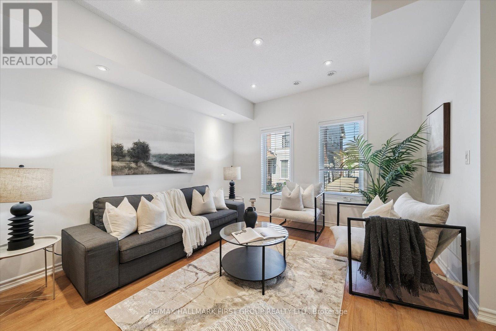 Property at 5 - 1060 ST. HILDA'S WAY image 5