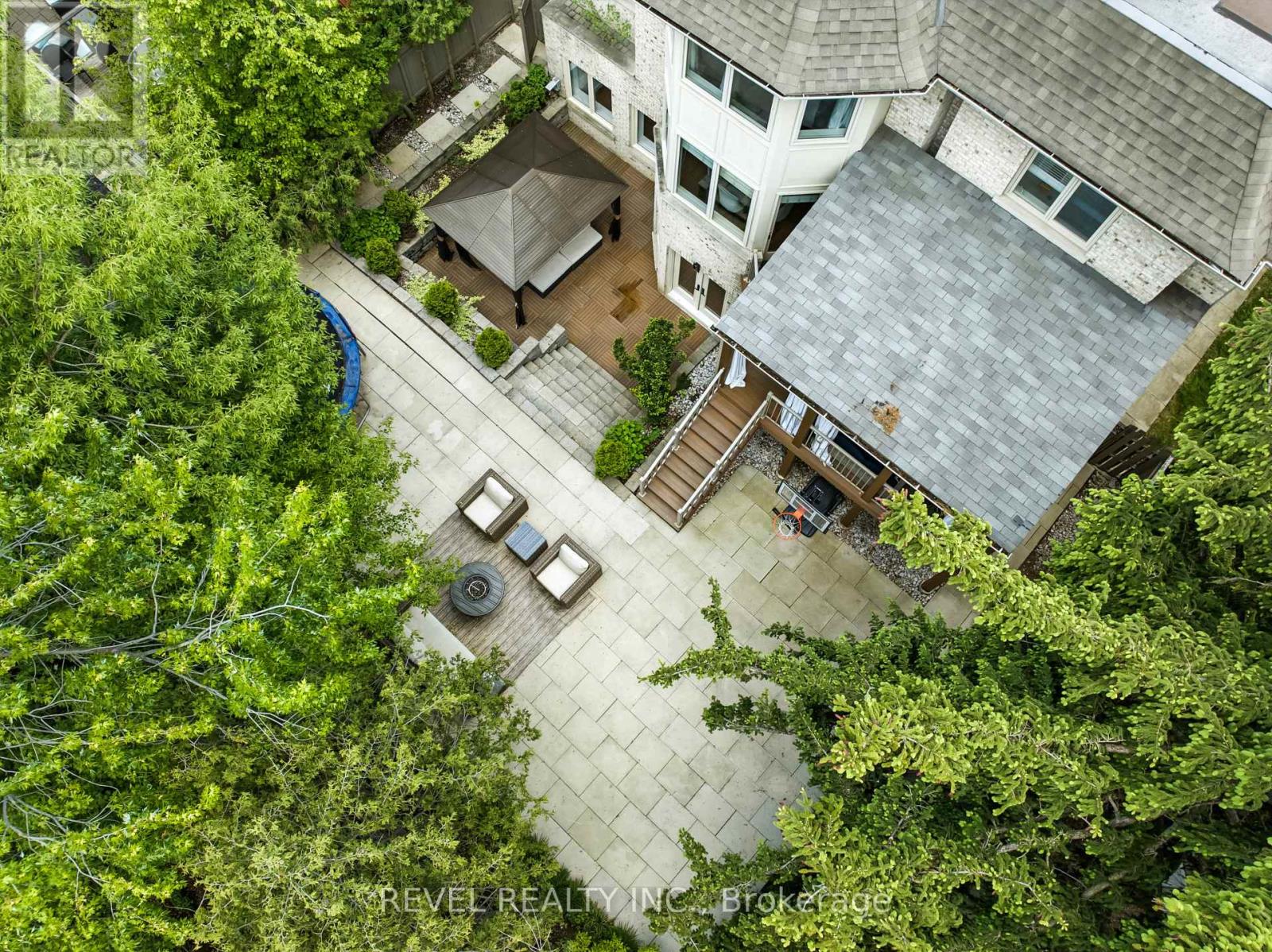 208 Carmichael Avenue, Toronto, Ontario  M5M 2X3 - Photo 43 - C12337806