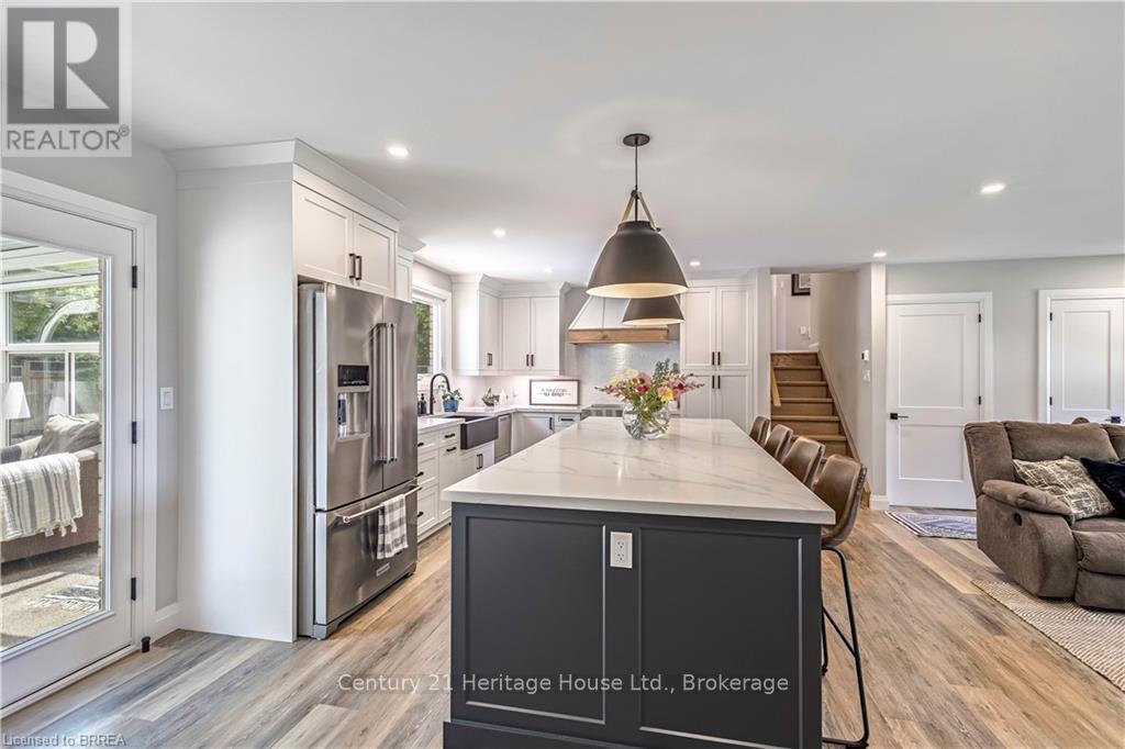 3 Saint Catharine Street, Brant, Ontario  N0E 1A0 - Photo 10 - X12339663