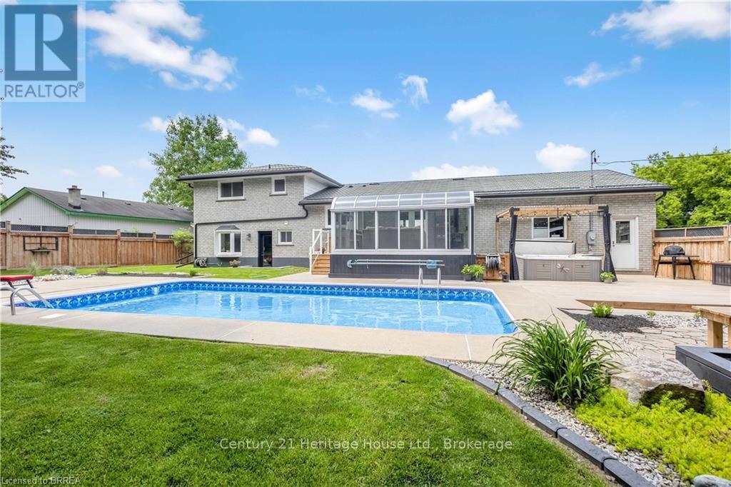 3 Saint Catharine Street, Brant, Ontario  N0E 1A0 - Photo 2 - X12339663