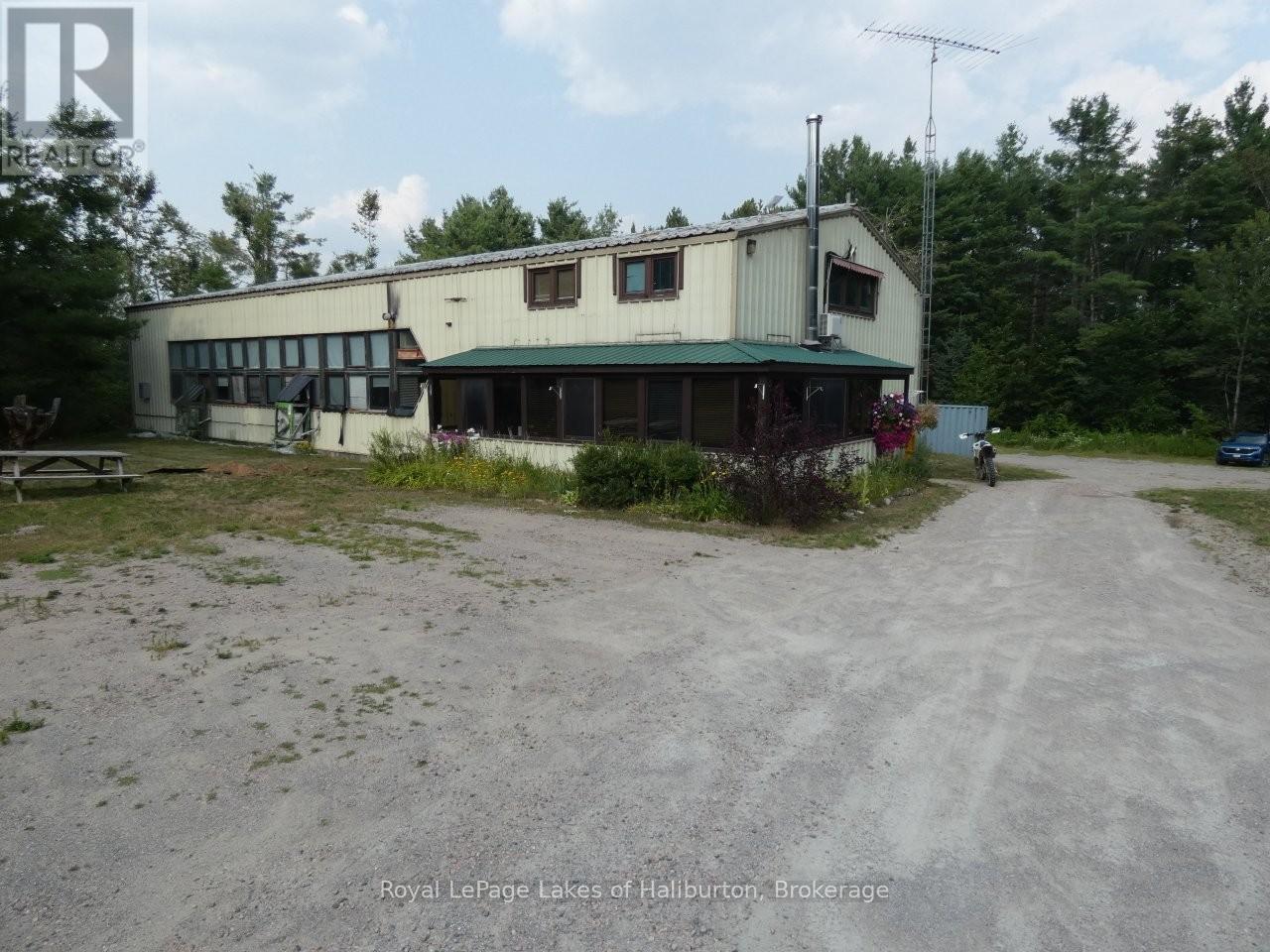 4538 County Road 121 Road, Minden Hills, Ontario  K0M 2A1 - Photo 2 - X12339684