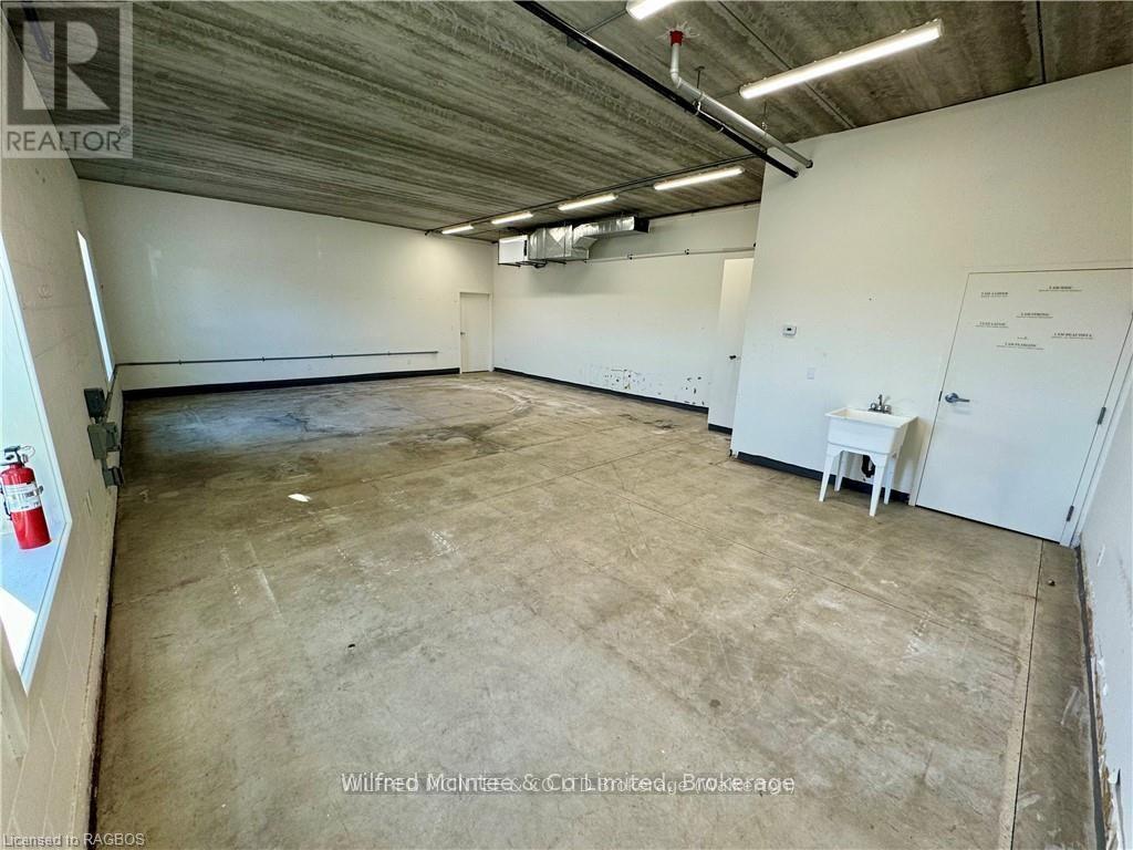2 - 15 Ontario Road, Brockton, Ontario  N0G 2V0 - Photo 5 - X12339698