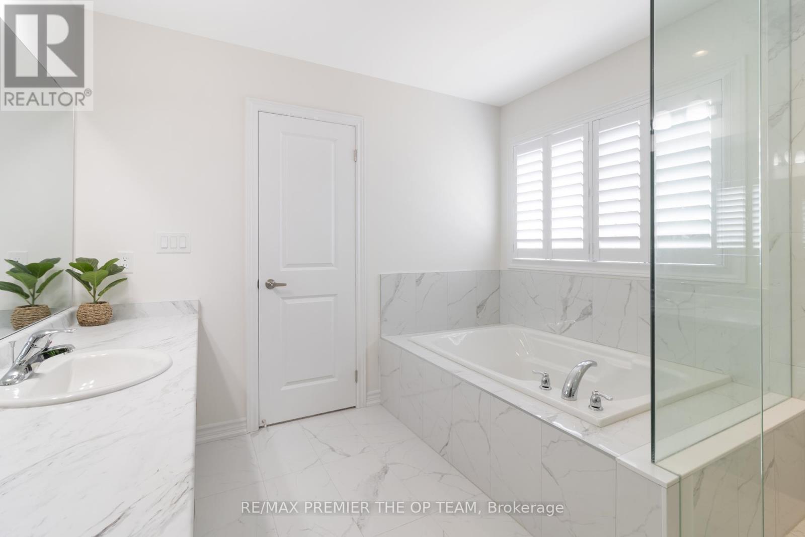 1941 Don White Court, Oshawa (Taunton), Ontario  L1K 1A1 - Photo 48 - E12339561