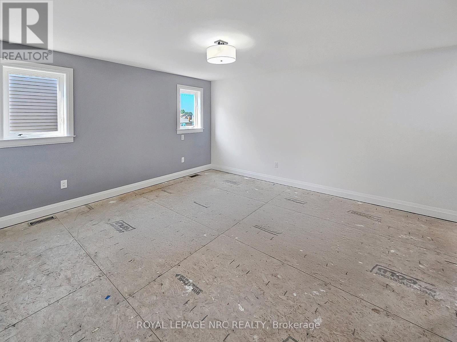4705 Lee Avenue, Niagara Falls, Ontario  L2H 1M7 - Photo 9 - X12319292