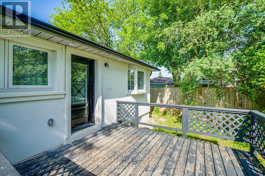 480 Valley Drive, Oakville, Ontario  L6L 4L8 - Photo 41 - W12339473