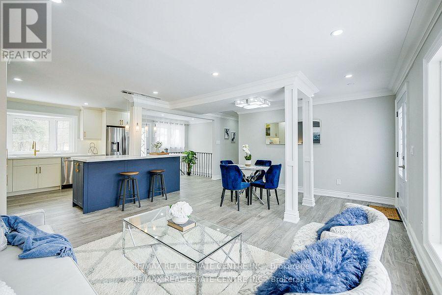 480 Valley Drive, Oakville, Ontario  L6L 4L8 - Photo 7 - W12339473