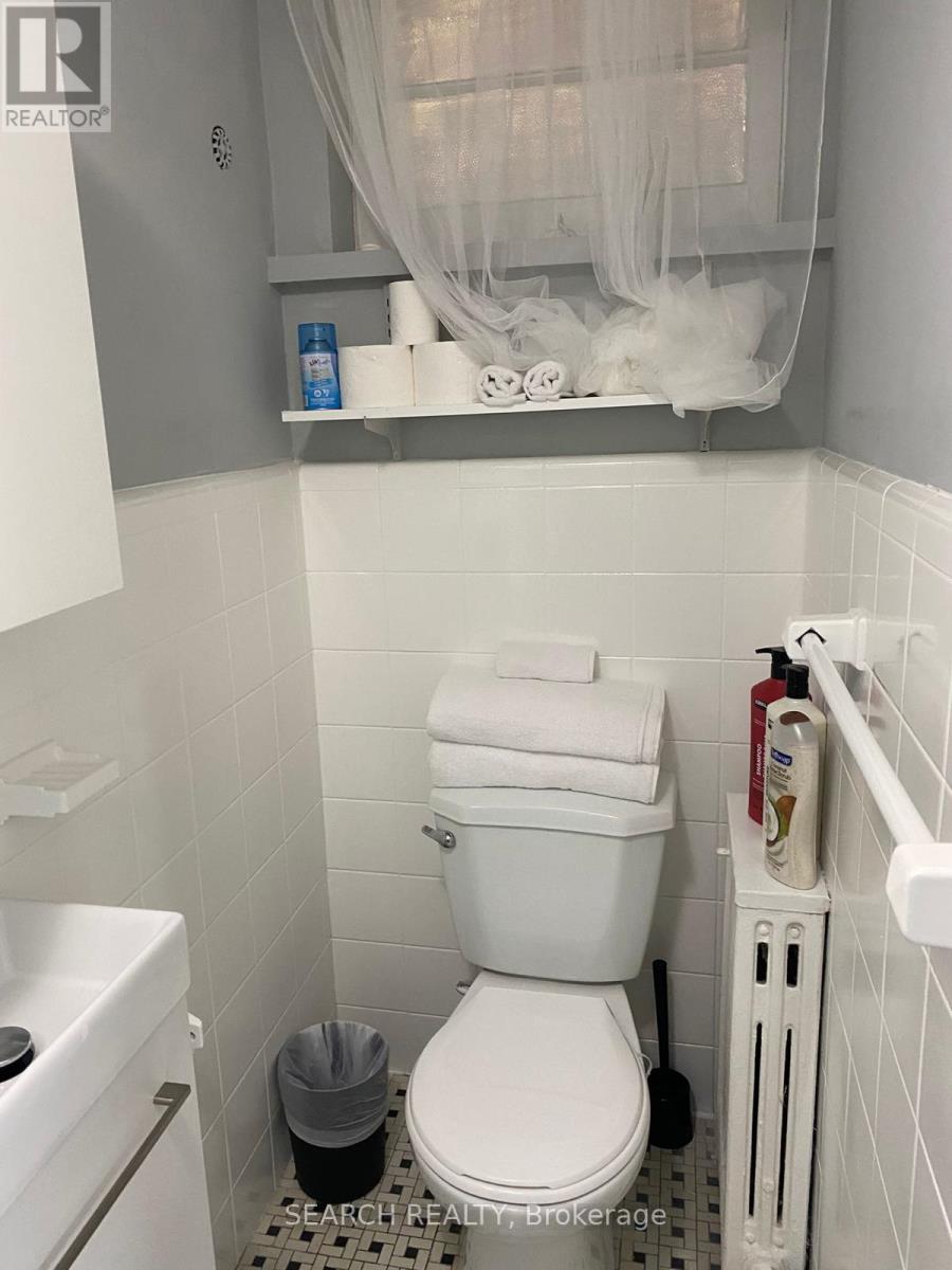 1 - 9 Donald Avenue, Toronto, Ontario  M6M 1J7 - Photo 11 - W12339553