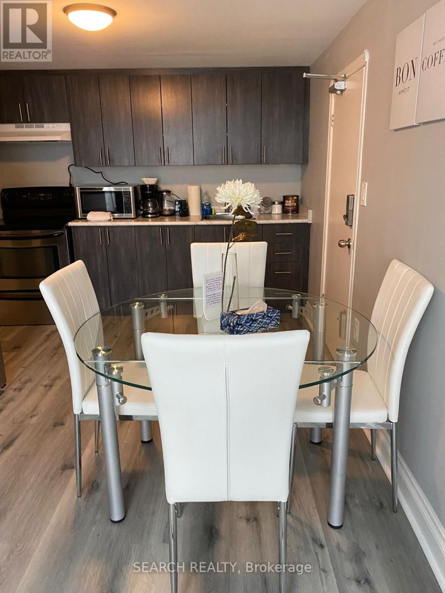 1 - 9 Donald Avenue, Toronto, Ontario  M6M 1J7 - Photo 4 - W12339553