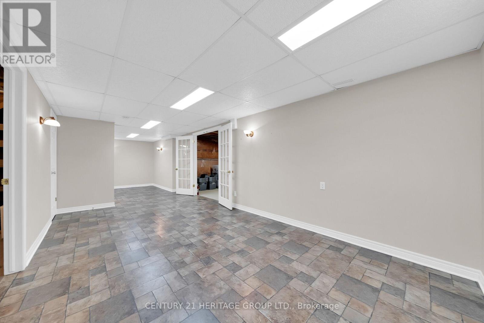 4106 Butternut Court, Lincoln, Ontario  L0R 2C0 - Photo 36 - X12339608