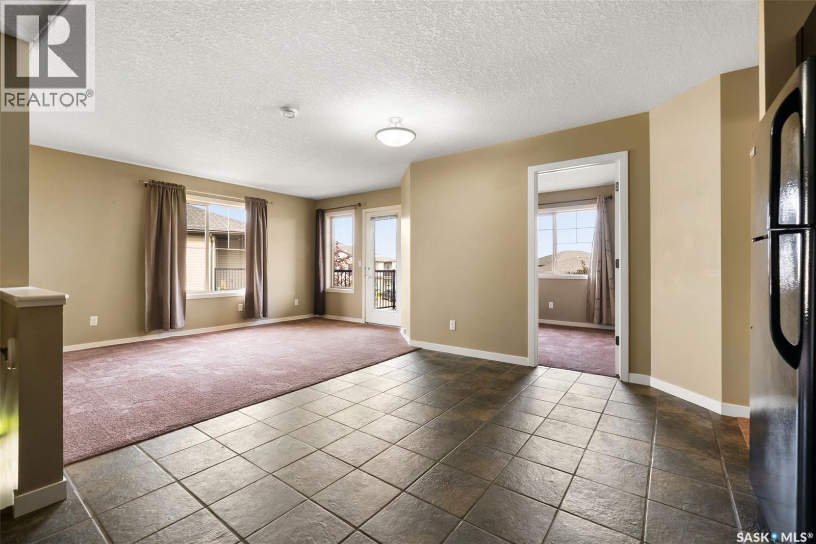 170 5079 James Hill Road, Regina, Saskatchewan  S4W 0B9 - Photo 9 - SK015404
