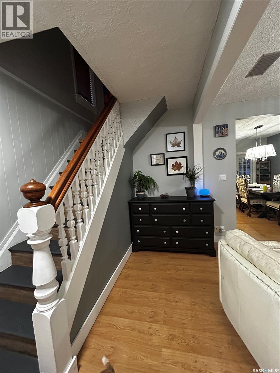 1432 103rd Street, North Battleford, Saskatchewan  S9A 1L3 - Photo 3 - SK015390