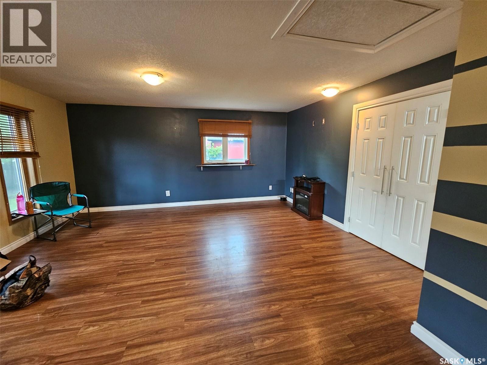 218 7th Street W, Carlyle, Saskatchewan  S0C 0R0 - Photo 14 - SK015375