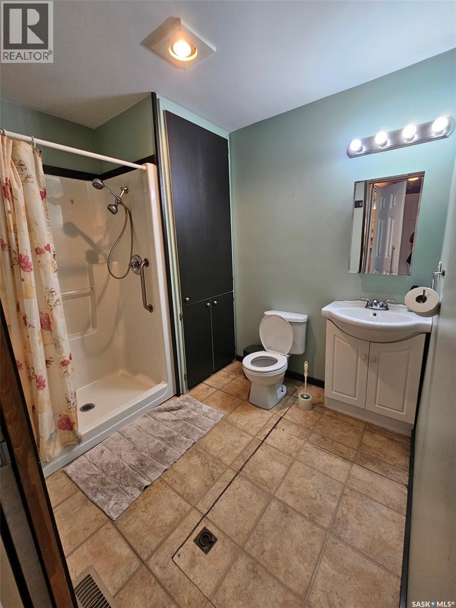 218 7th Street W, Carlyle, Saskatchewan  S0C 0R0 - Photo 16 - SK015375
