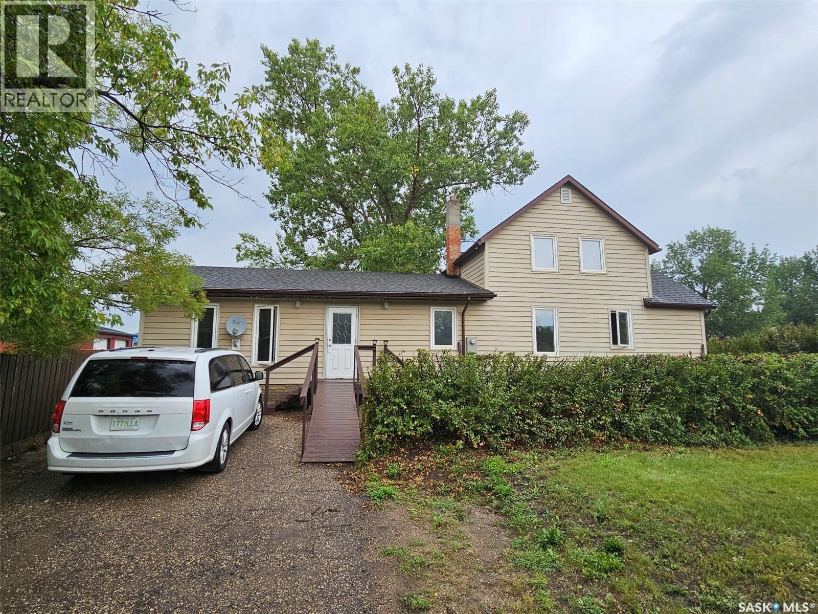 218 7th Street W, Carlyle, Saskatchewan  S0C 0R0 - Photo 26 - SK015375