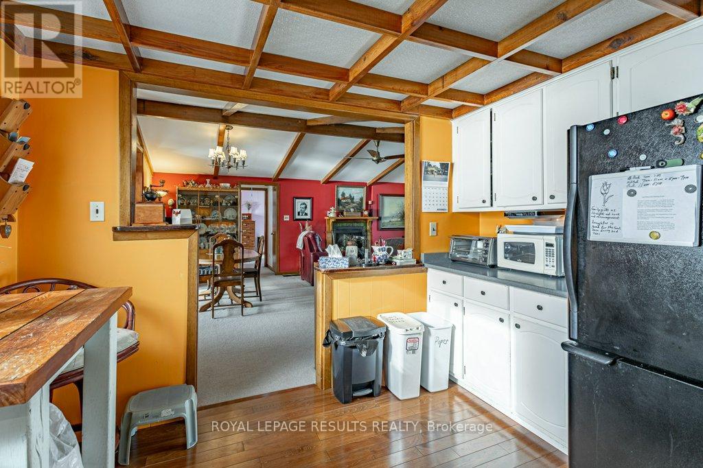 3349 Old Dexter Line, Central Elgin, Ontario  N0L 2H0 - Photo 14 - X12339760
