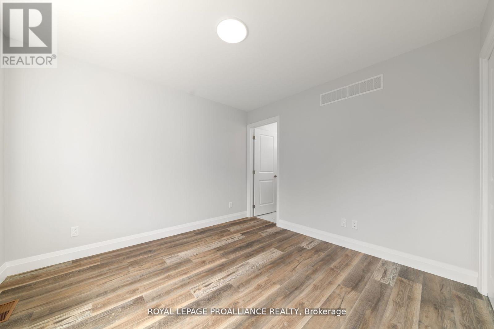 19 Clayton John Avenue, Brighton, Ontario K0K 1H0 - Photo 16 - X12339820