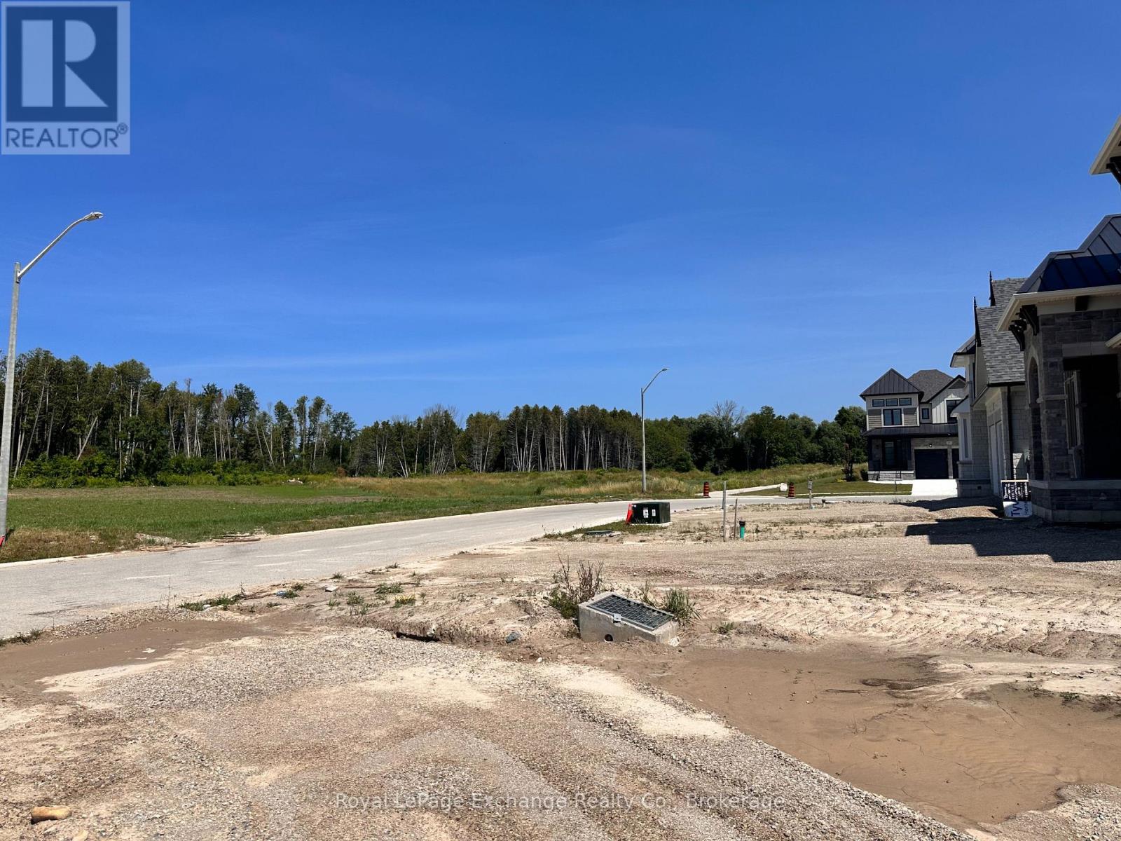 86 Inverness Street N, Kincardine, Ontario  N2Z 2Z4 - Photo 8 - X12339704