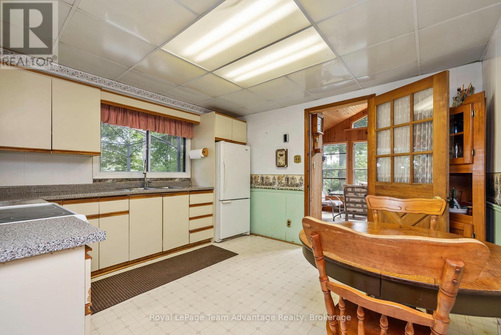 646 (125) Oak Point Road, Parry Sound, Ontario  P2A 2X4 - Photo 6 - X12339746