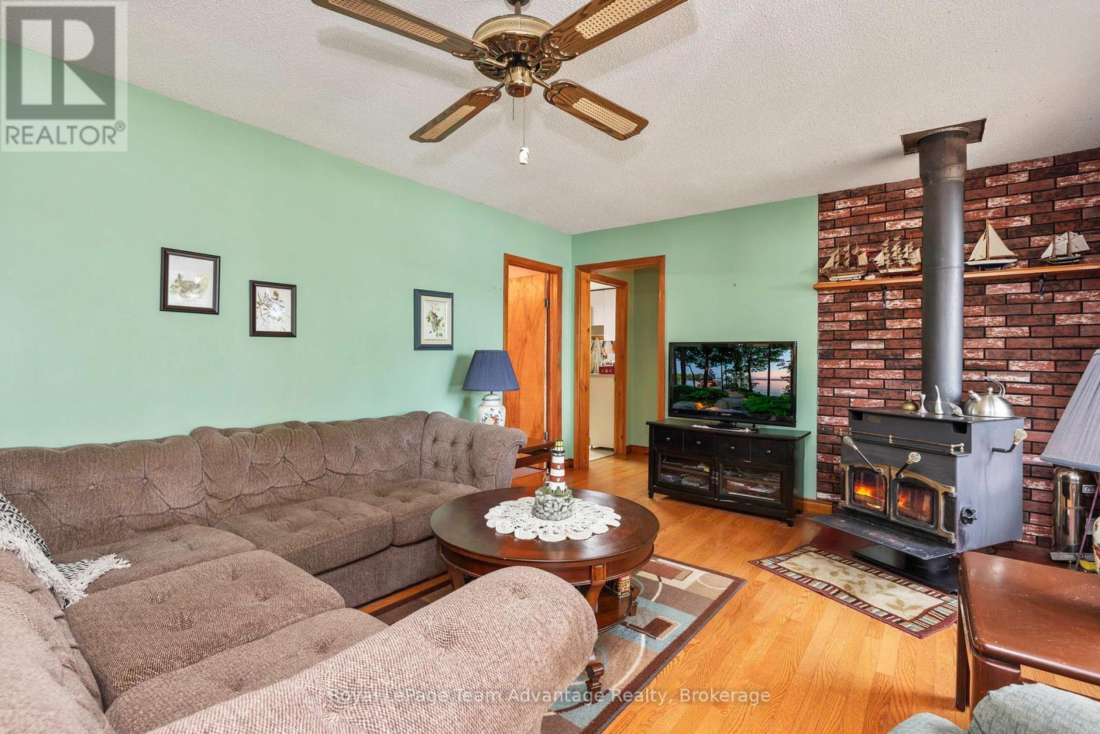 646 (125) Oak Point Road, Parry Sound, Ontario  P2A 2X4 - Photo 9 - X12339746