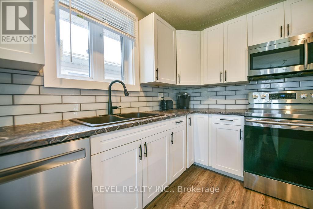 Property at 146 PHILIP STREET image 4
