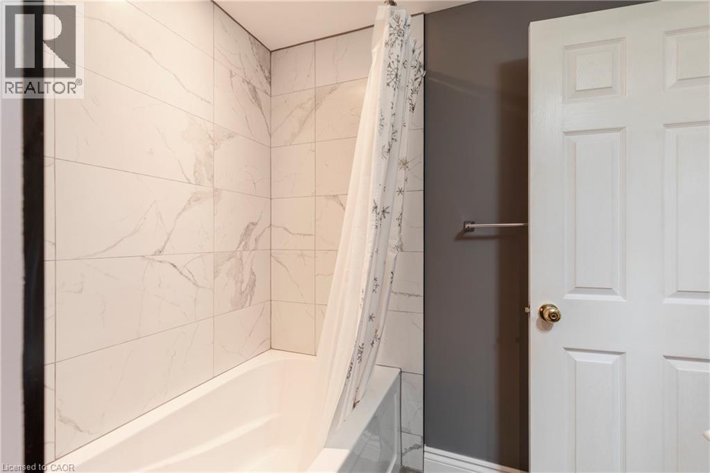 2 Melody Court, Hamilton, Ontario  L8V 2M4 - Photo 26 - 40759129