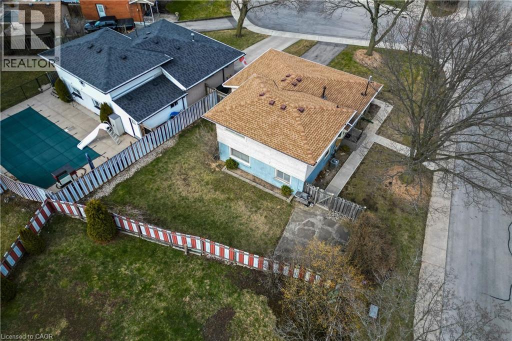 2 Melody Court, Hamilton, Ontario  L8V 2M4 - Photo 46 - 40759129